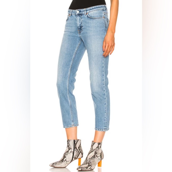 ACNE STUDIOS Row Clean Light Vintage Wash Cropped Jeans - Picture 7 of 8